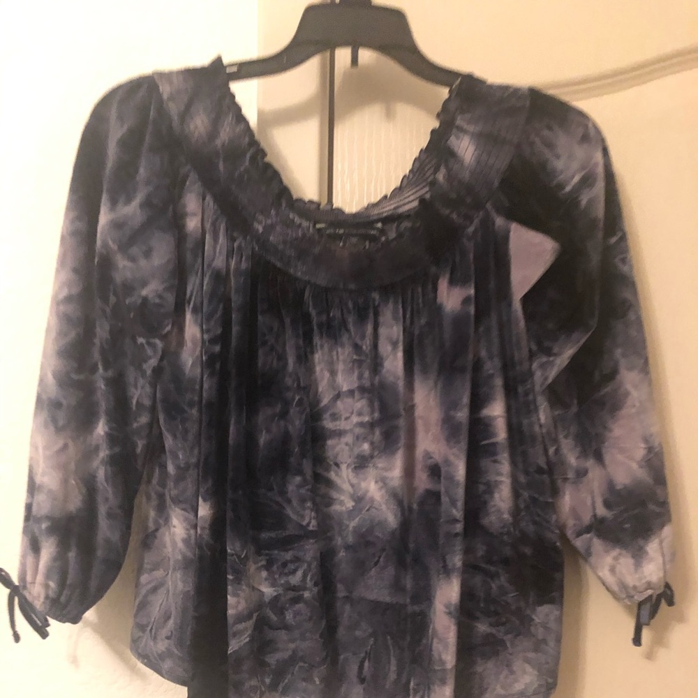 Dark blue crop top